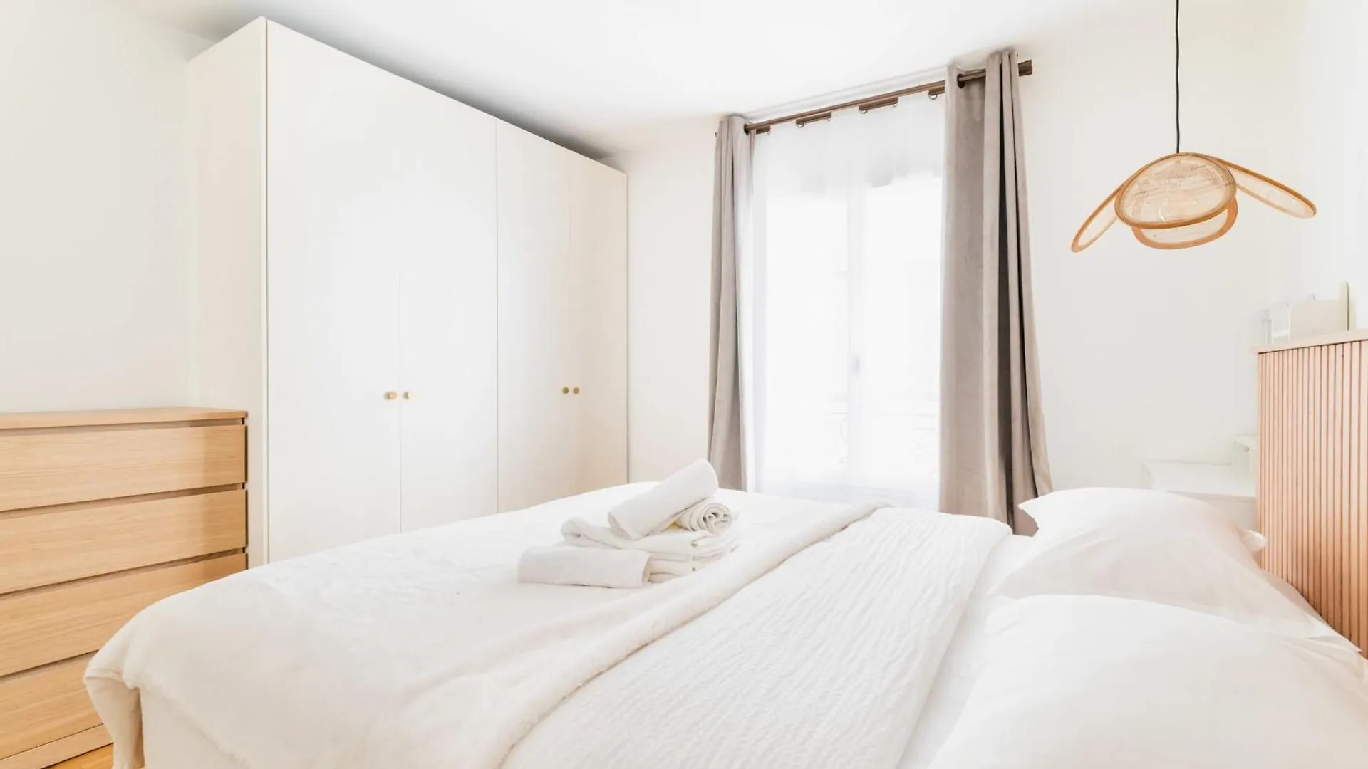 2 Pieces Sacre Coeur Montmartre - Paris 18 - 4P - Flat-Guest Apartment