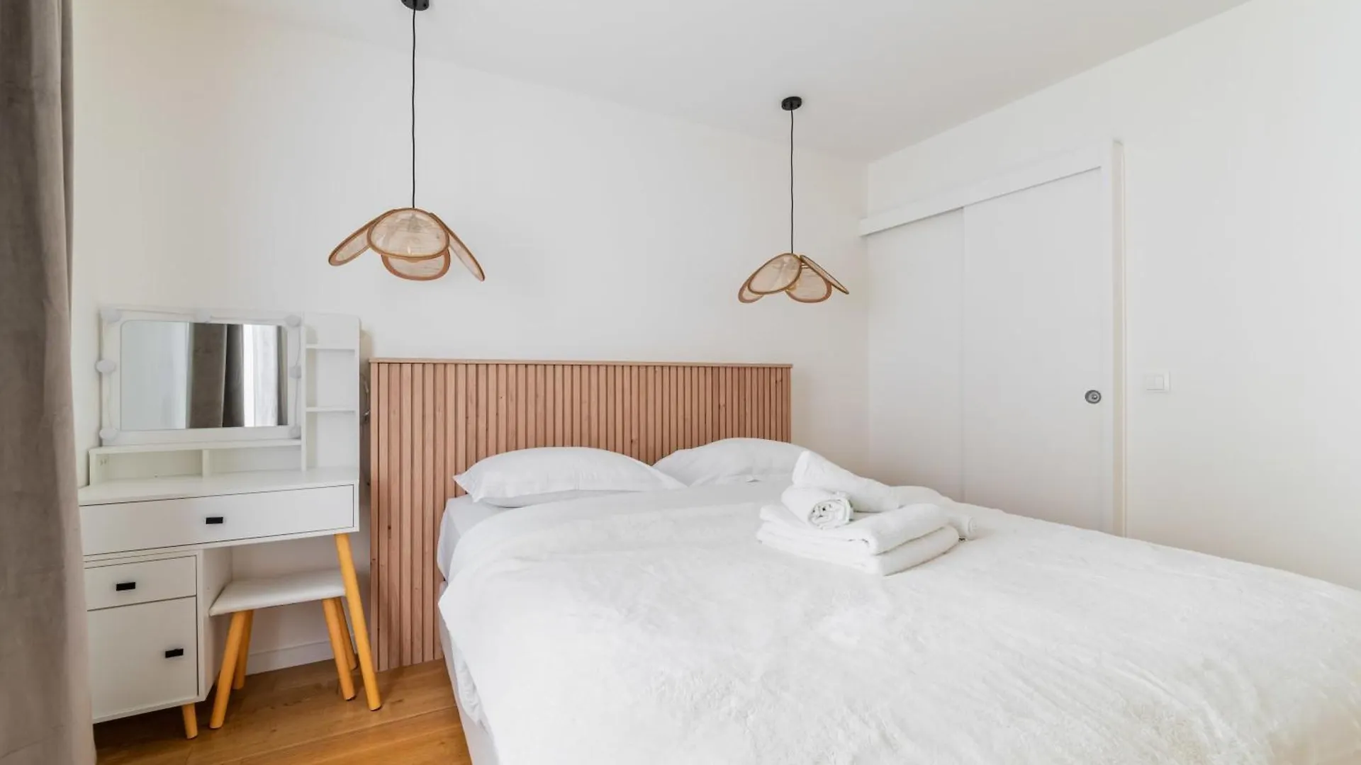 2 Pieces Sacre Coeur Montmartre - Paris 18 - 4P - Flat-Guest Apartment